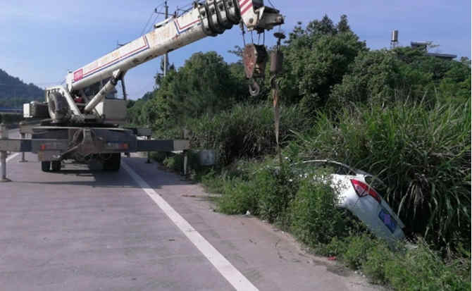 嘉黎重载吊车救援